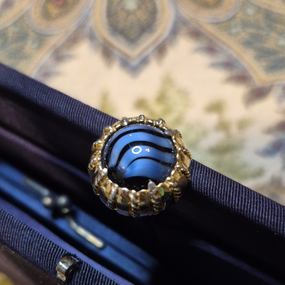 Vintage Dark Navy Clutch with Gold Accent - Picture 16 of 16